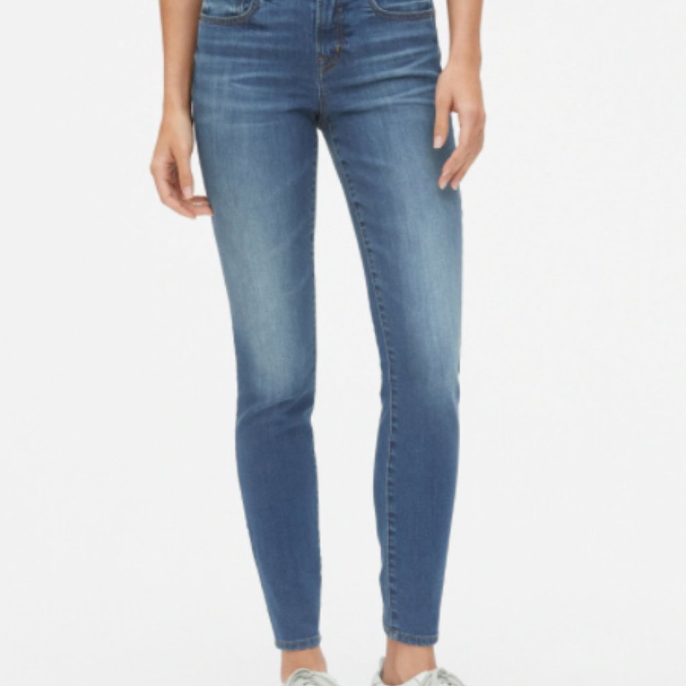 Gap Mid Rise True Skinny Jeans
